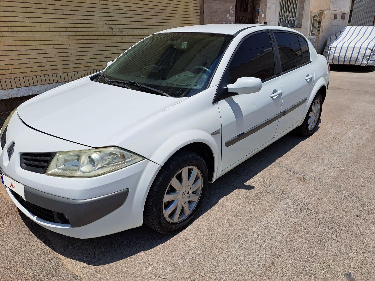 رنو مگان پارس خودرو 2000 - 2012