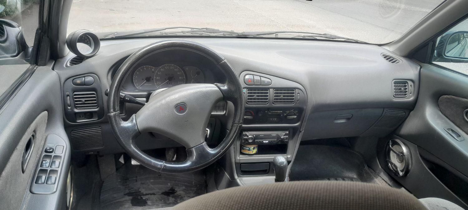 میتسوبیشی لنسر 1.6 لیتر دنده ای - 1992