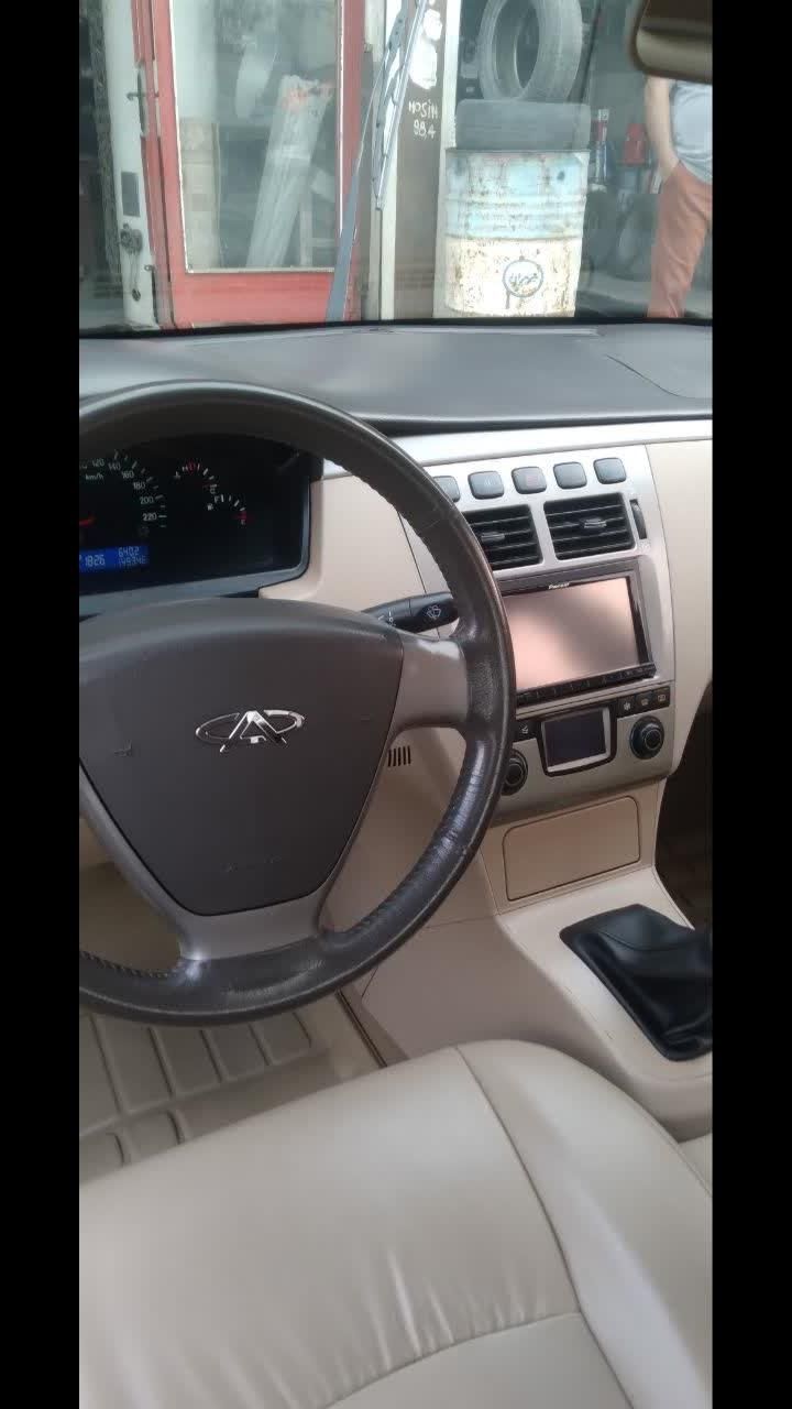 ام وی ام 530 دنده ای - 2014