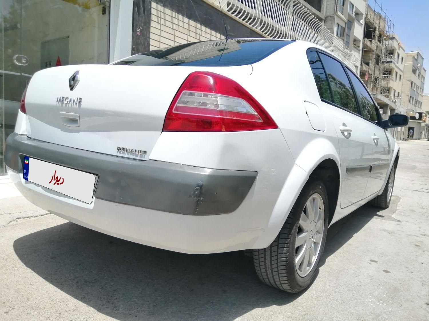 رنو مگان پارس خودرو 2000 - 2011