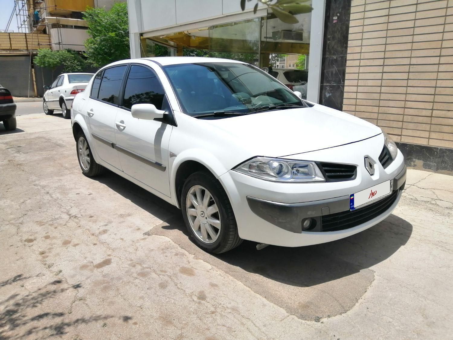 رنو مگان پارس خودرو 2000 - 2011