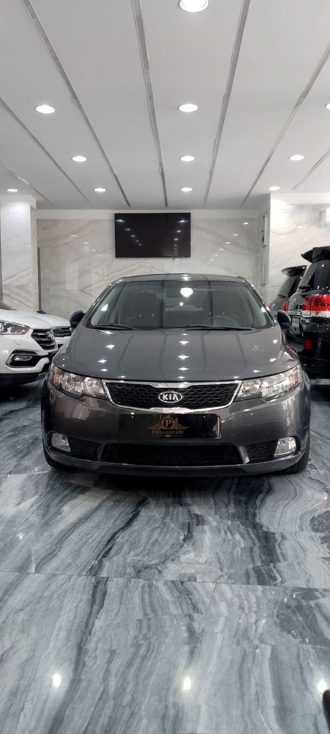 کیا سراتو 2.0 لیتر اتوماتیک GT لاین - 2016