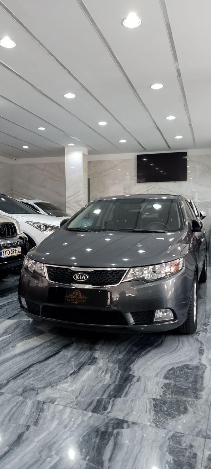 کیا سراتو 2.0 لیتر اتوماتیک GT لاین - 2016