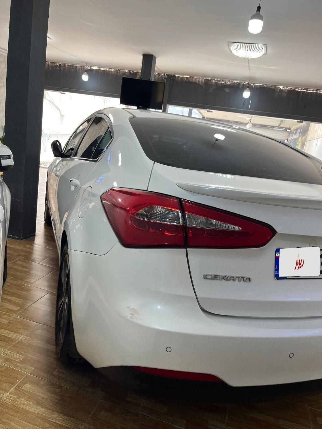 کیا سراتو 2.0 لیتر اتوماتیک GT لاین - 2015