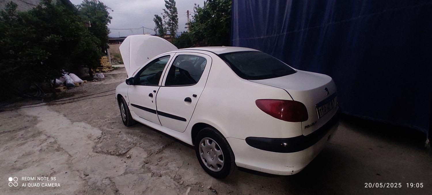 پژو ۲۰۶ صندوق دار v8 - 1397