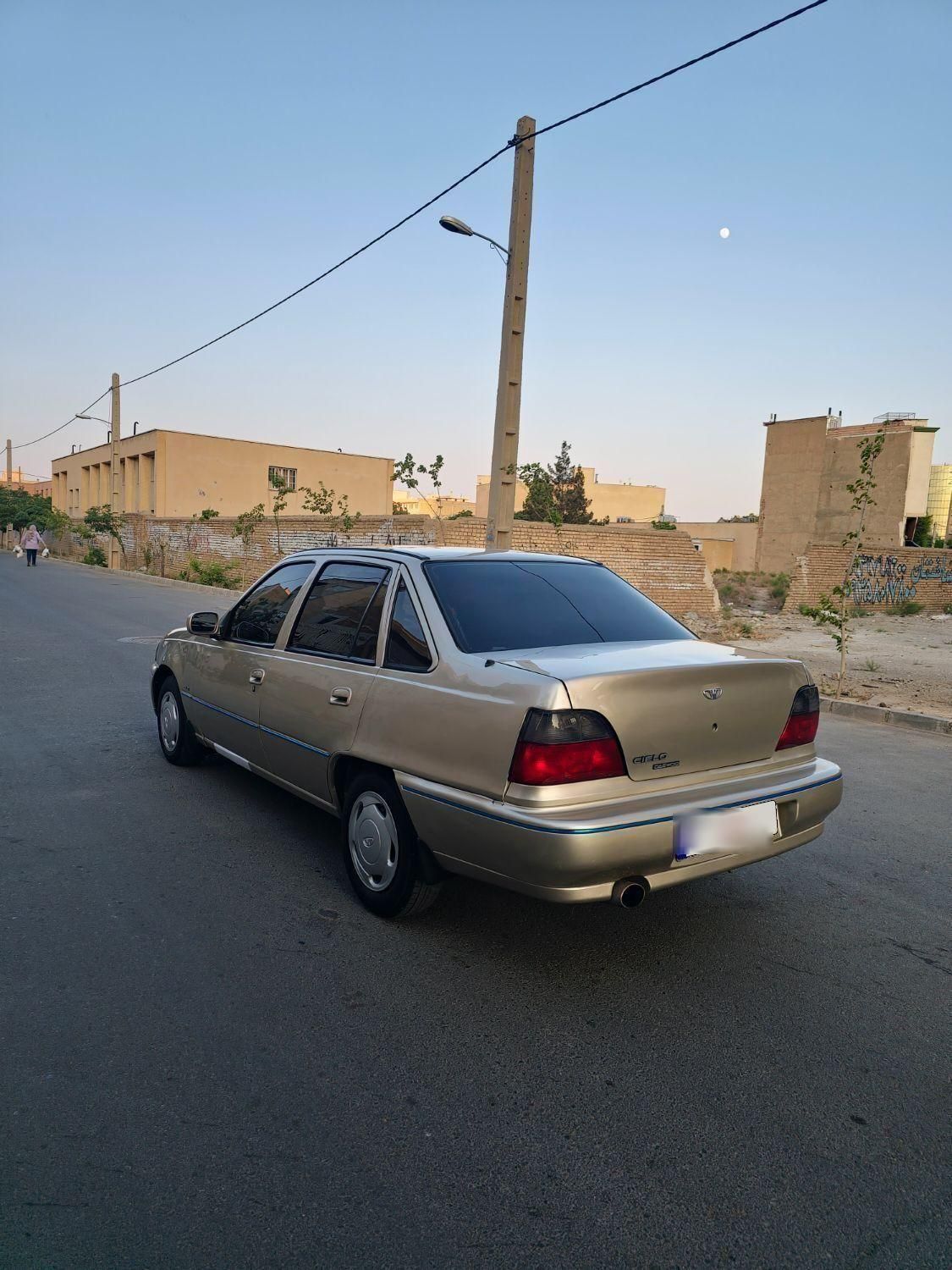 دوو سیلو سدان - 2004