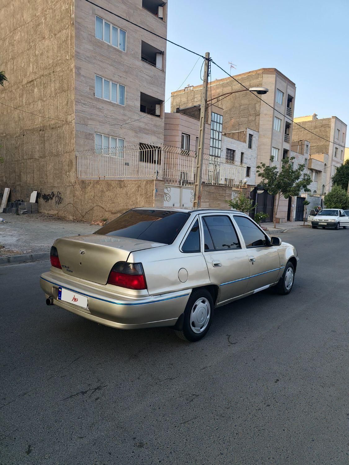 دوو سیلو سدان - 2004
