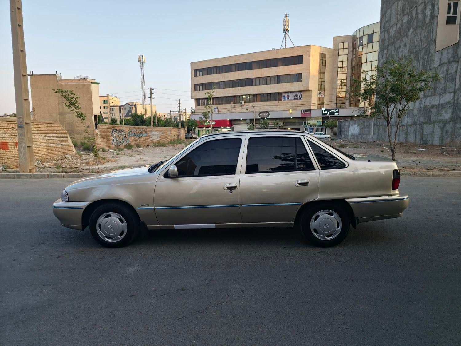 دوو سیلو سدان - 2004