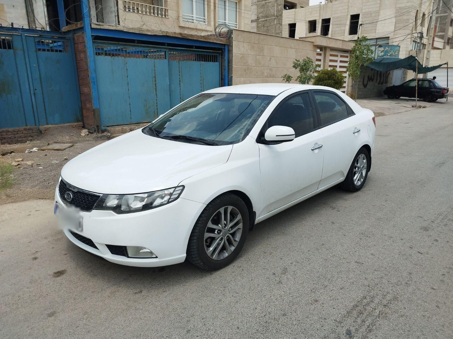 خودرو کیا، سراتو مونتاژ آگهی ann_18626176
