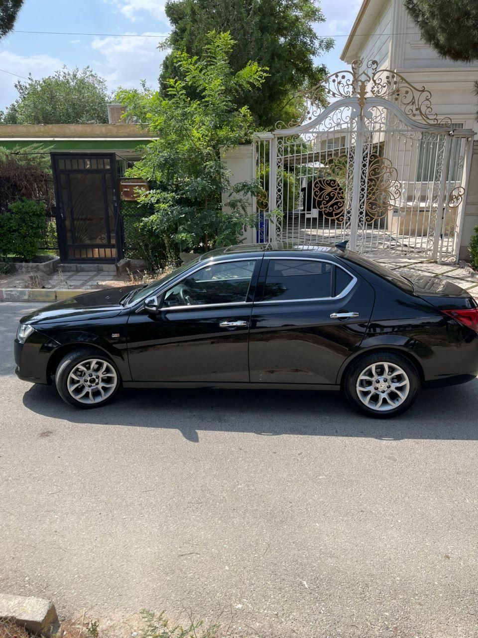 دنا پلاس توربو اتوماتیک - 1401