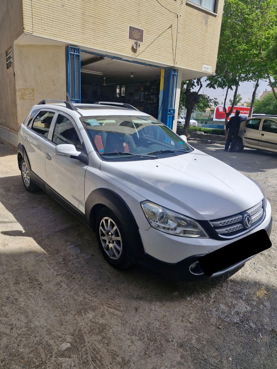 خودرو دانگ فنگ، H30 کراس آگهی ann_18626294