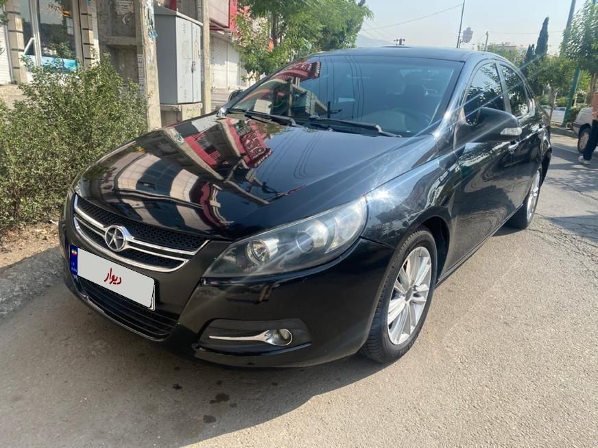 جک J5 اتوماتیک - 2015