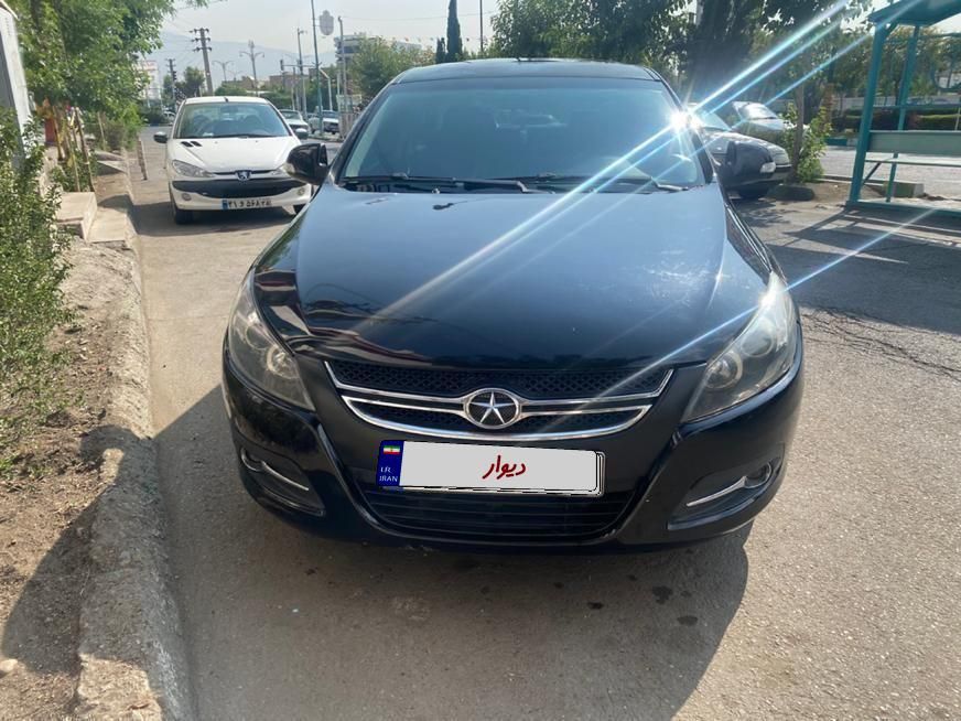 جک J5 اتوماتیک - 2015