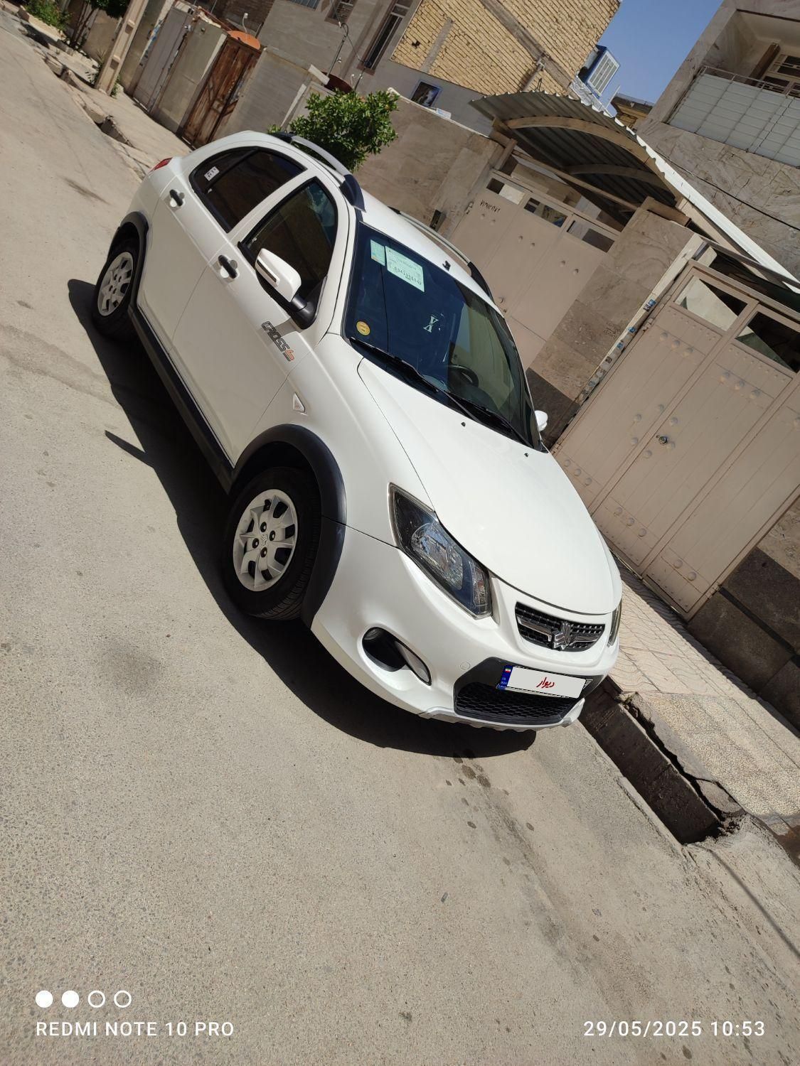 خودرو کوییک، معمولی آگهی ann_18626440