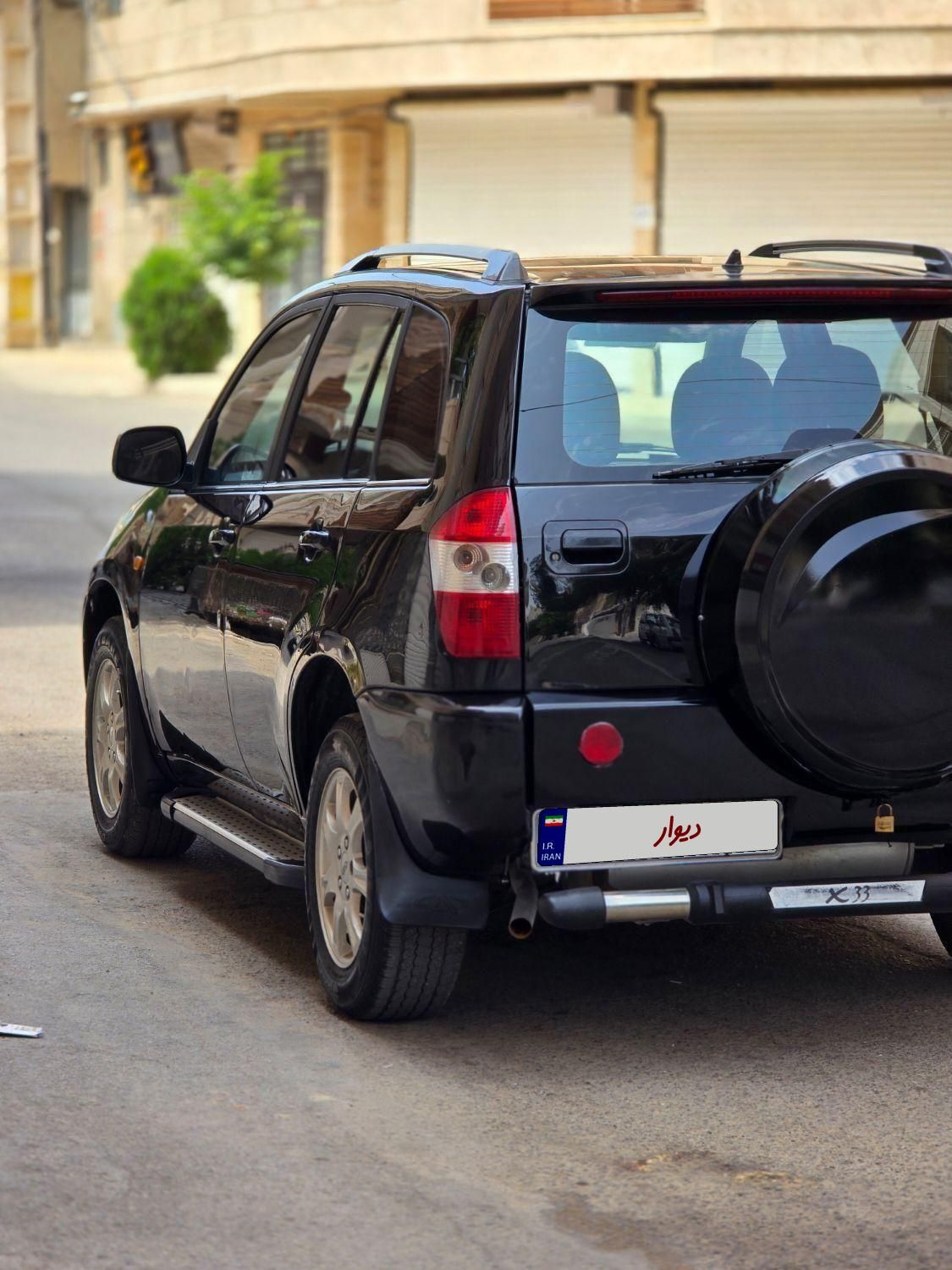 ام وی ام X33 دنده‌ای ساده - 2012