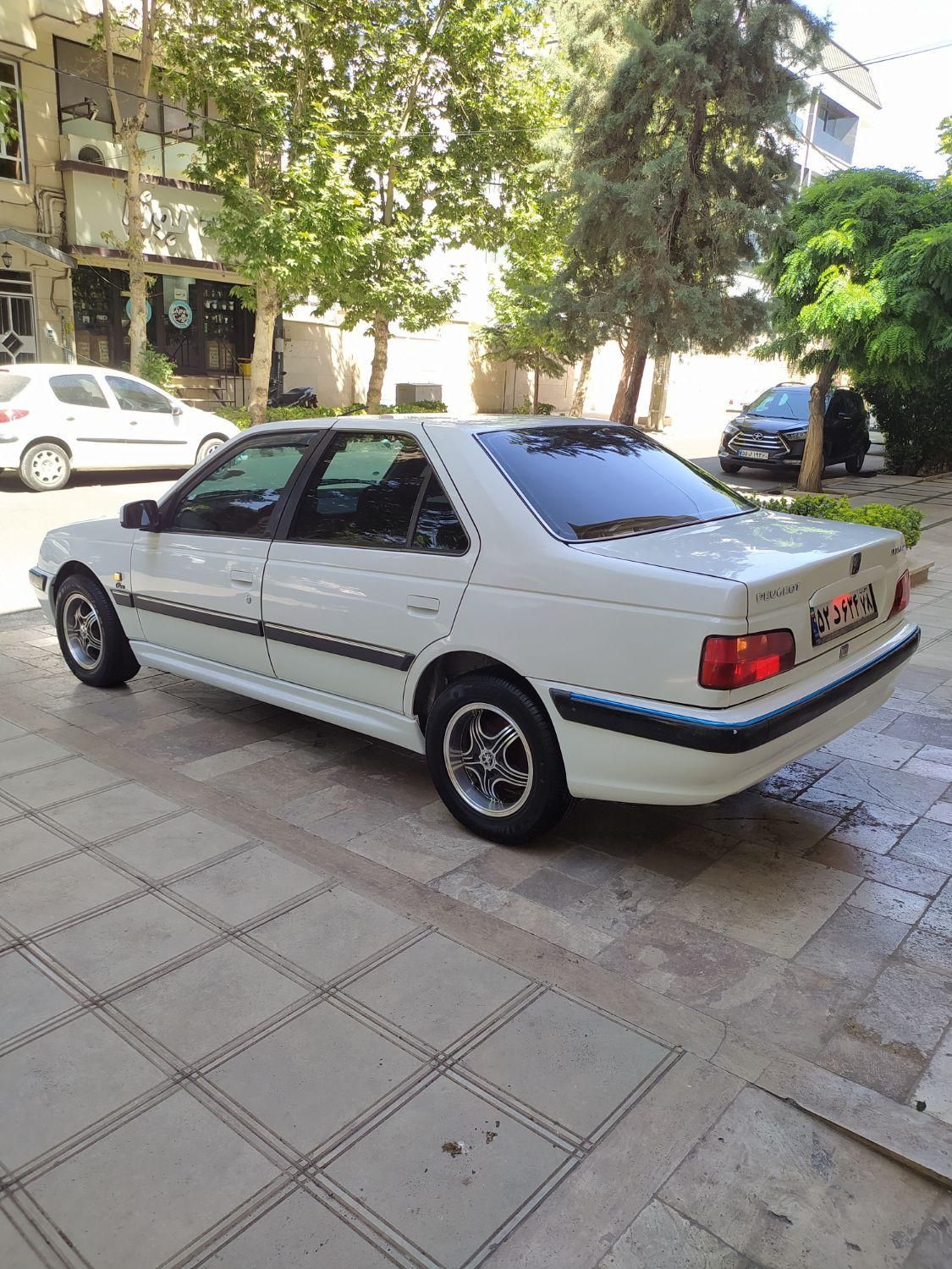 پژو پارس XU7ساده - 1388