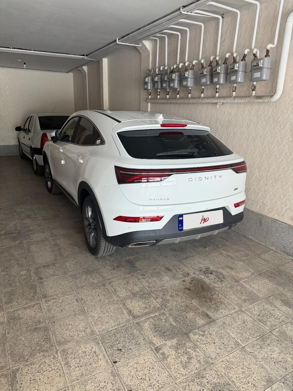خودرو دیگنیتی، پرایم آگهی ann_18628576