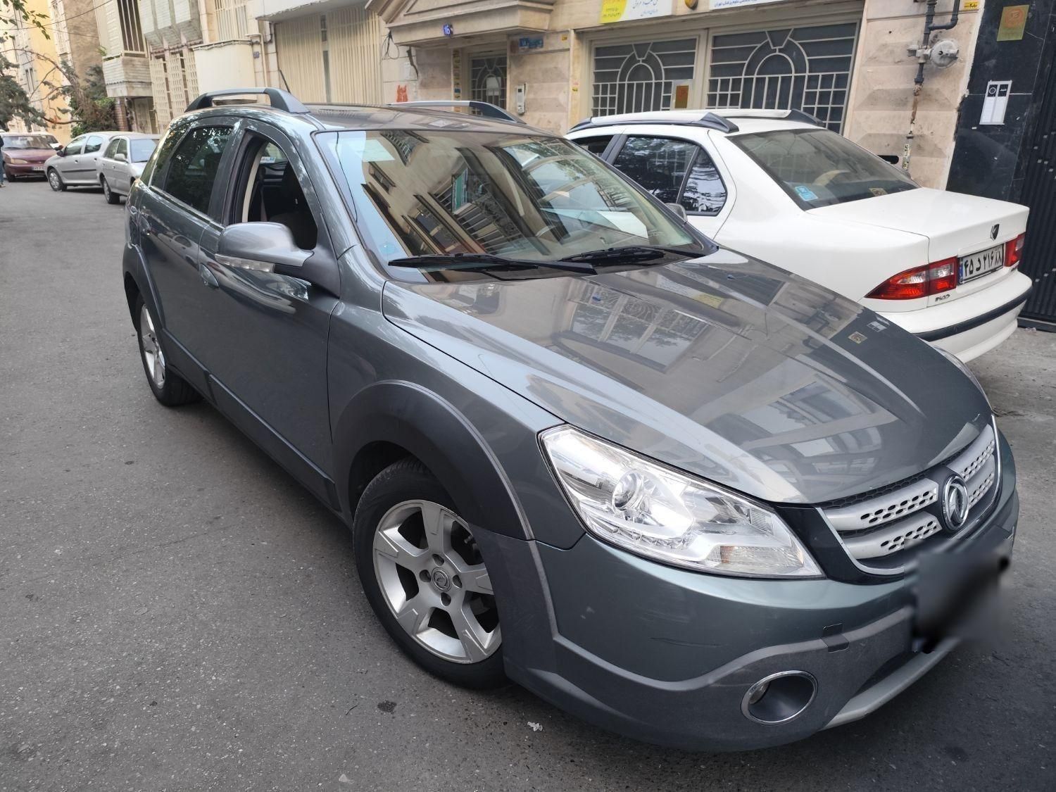 خودرو دانگ فنگ، H30 کراس آگهی ann_18628816