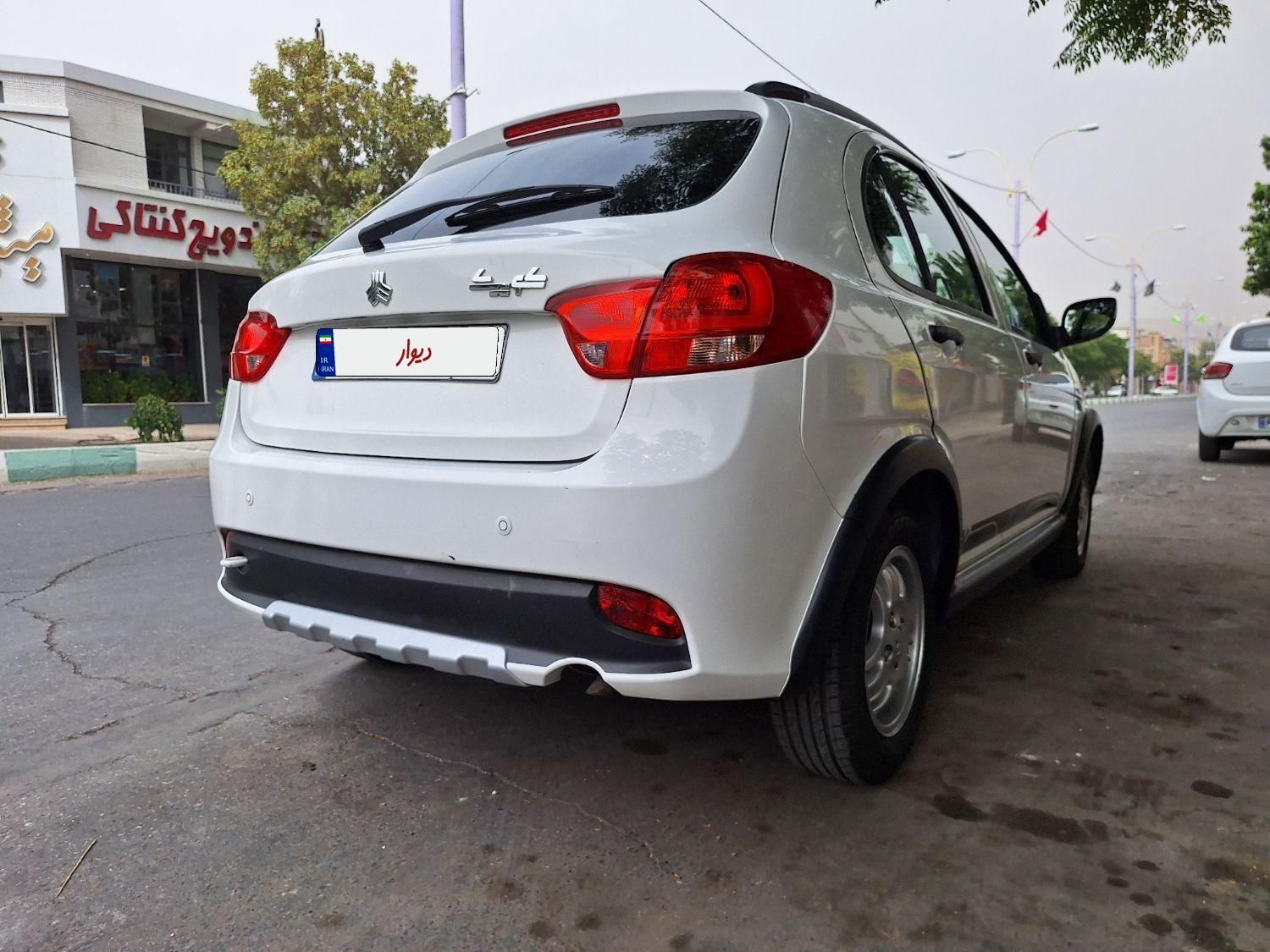 کوییک R دنده‌ای - 1401