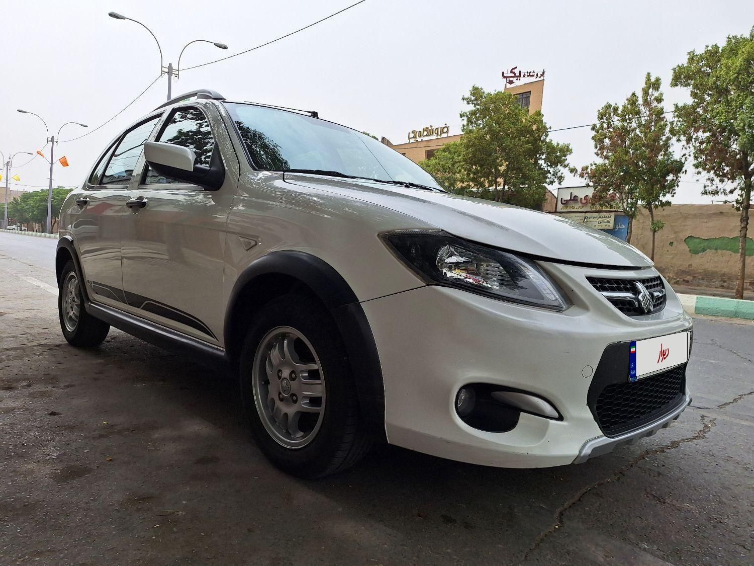 کوییک R دنده‌ای - 1401
