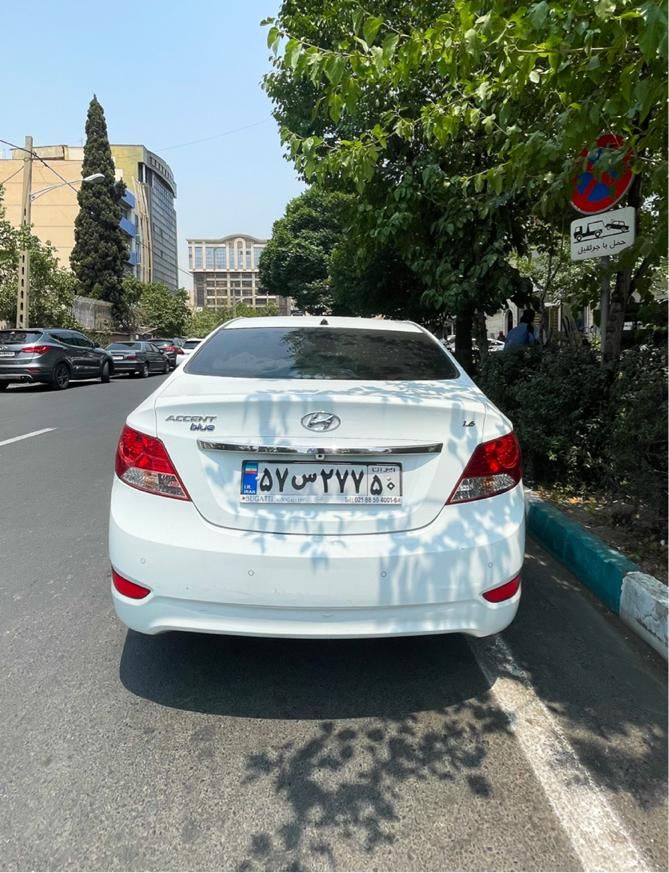 هیوندای اکسنت 1.6 لیتر بلو - 2015