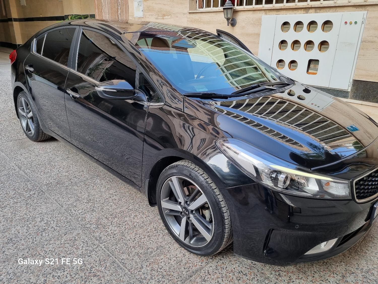 کیا سراتو 2.0 لیتر اتوماتیک GT لاین - 2017
