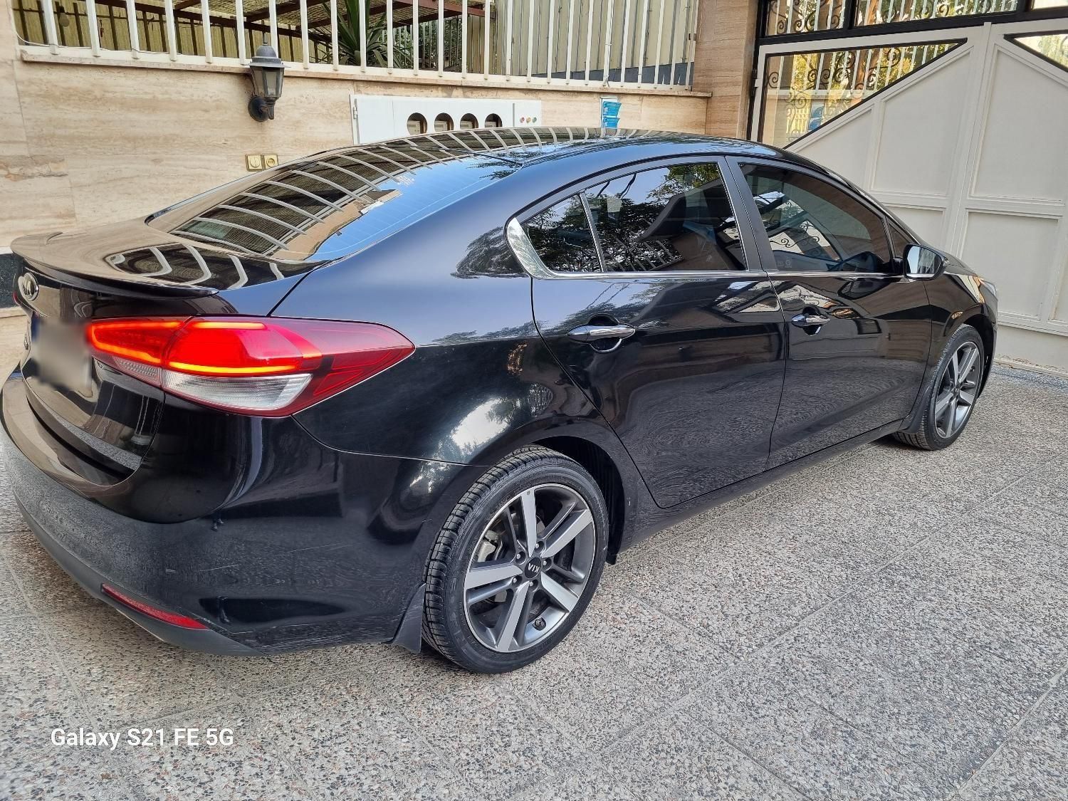 کیا سراتو 2.0 لیتر اتوماتیک GT لاین - 2017