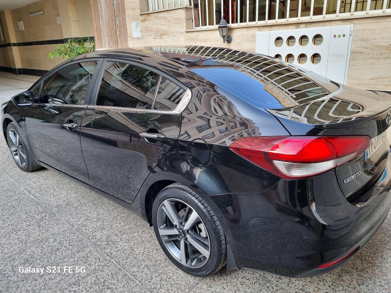 کیا سراتو 2.0 لیتر اتوماتیک GT لاین - 2017