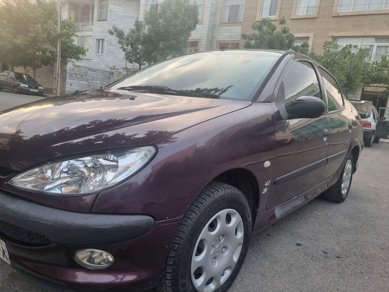 پژو ۲۰۶ صندوق دار v8 - 1398