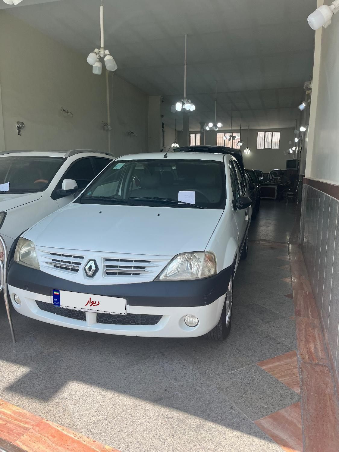 خودرو رنو، پارس تندر آگهی ann_18629599