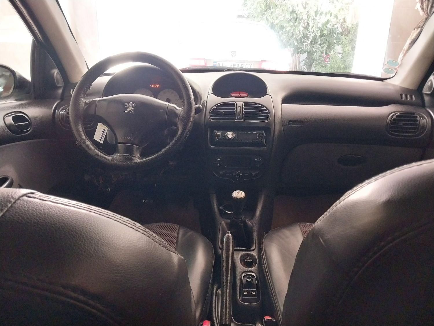 پژو ۲۰۶ صندوق دار v8 - 1390
