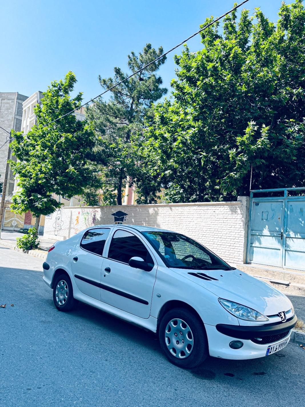پژو ۲۰۶ صندوق دار v8 - 1394