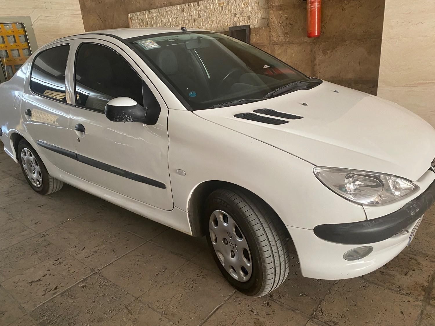 پژو ۲۰۶ صندوق دار v8 - 1394