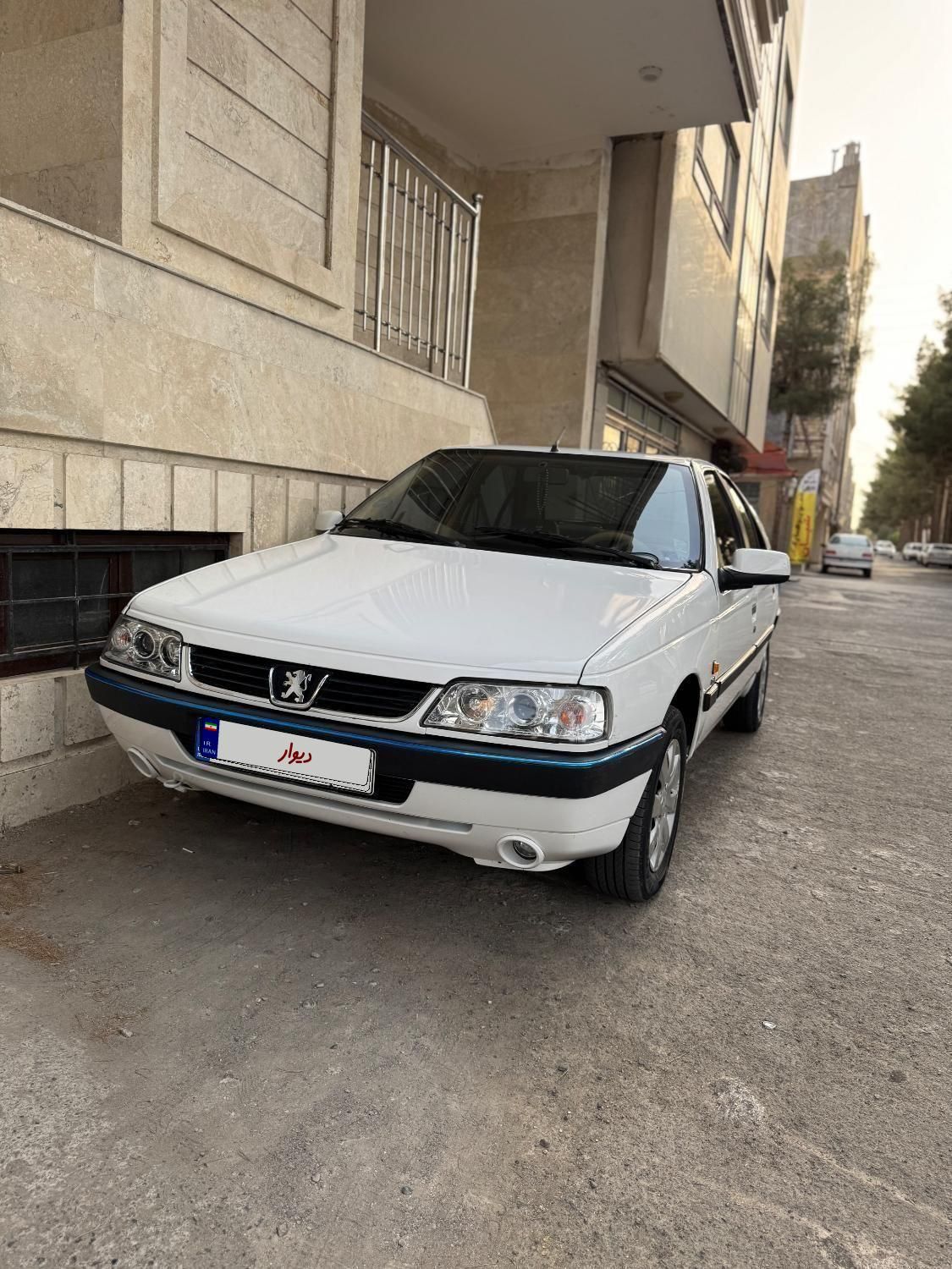 پژو 405 SLX بنزینی TU5 - 1392