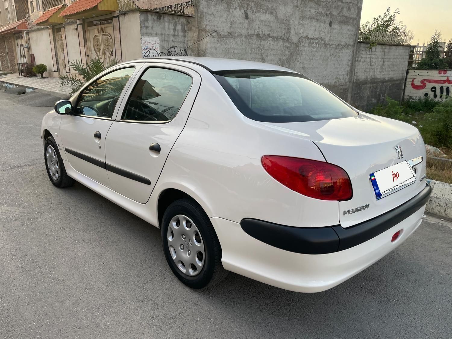 پژو ۲۰۶ صندوق دار v6 - 1388