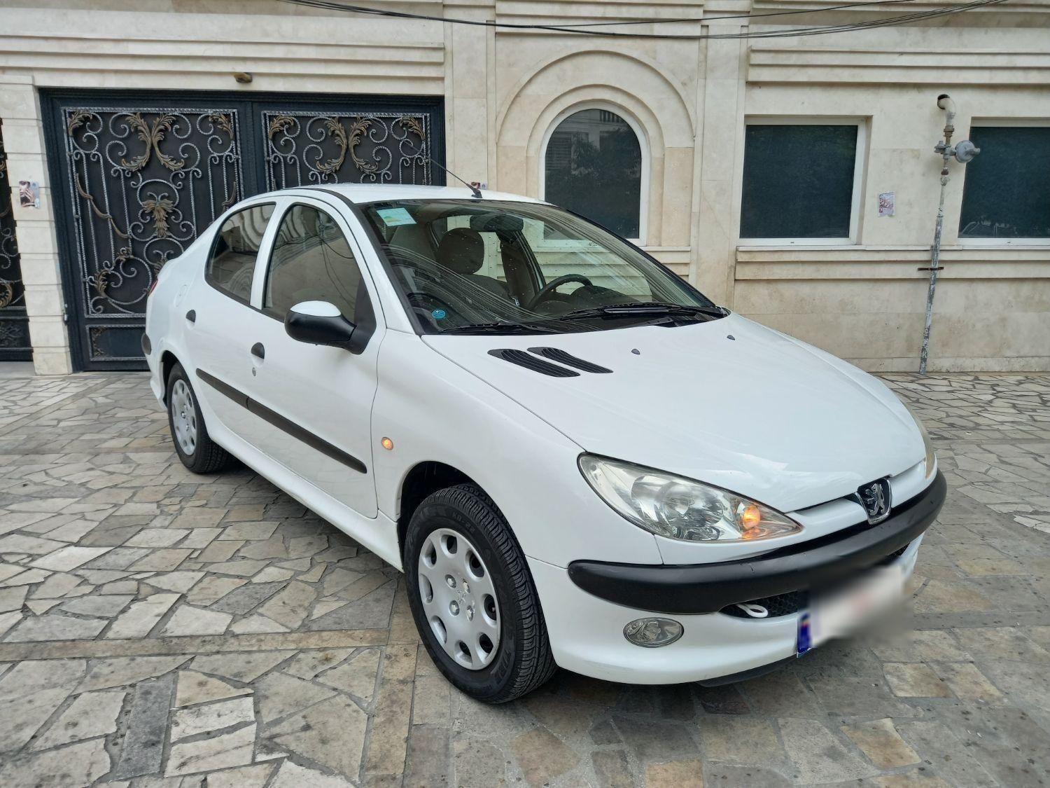 پژو ۲۰۶ صندوق دار v8 - 1399