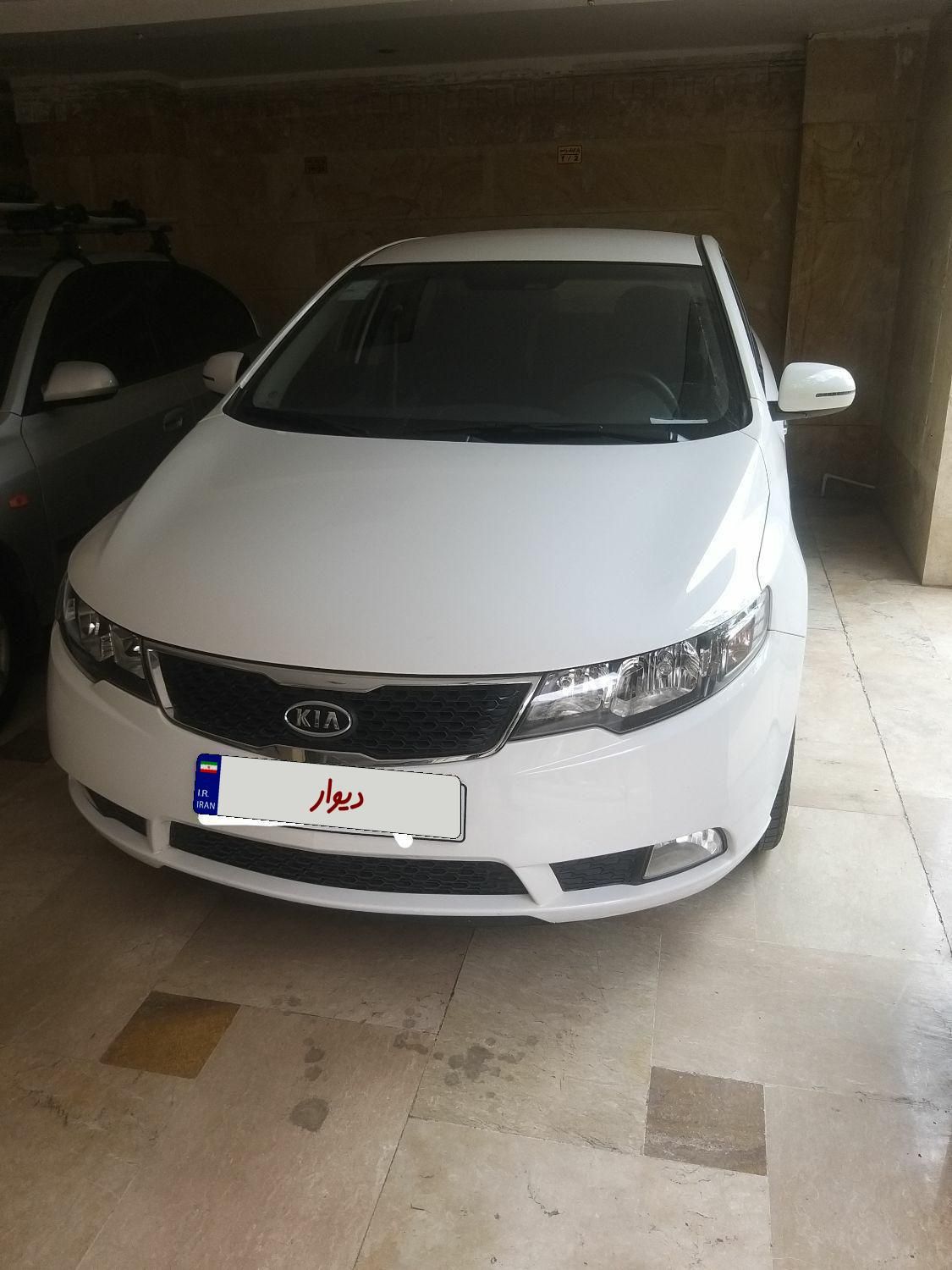خودرو کیا، سراتو مونتاژ آگهی ann_18630333