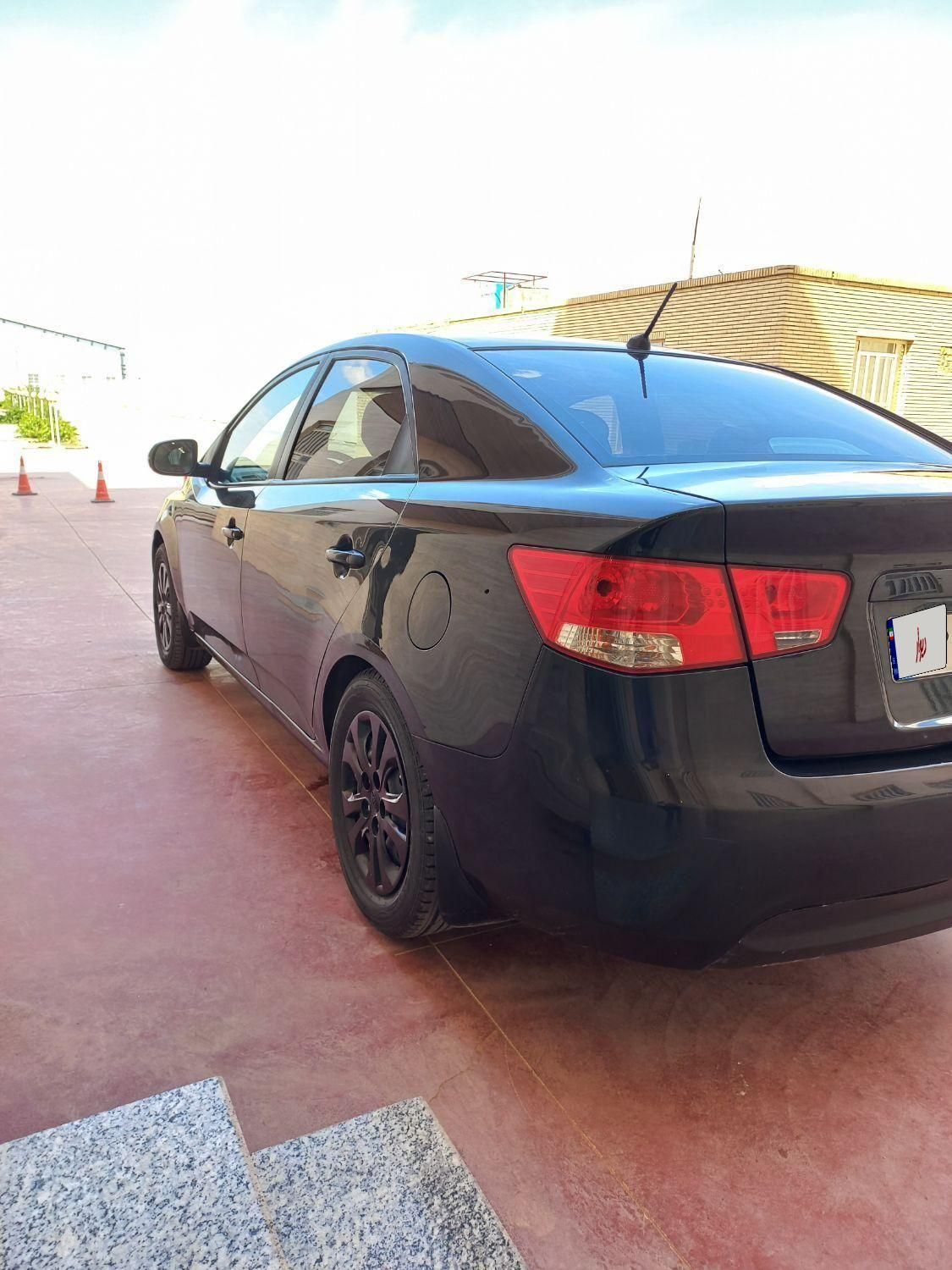کیا سراتو مونتاژ 1600دنده ای - 2015