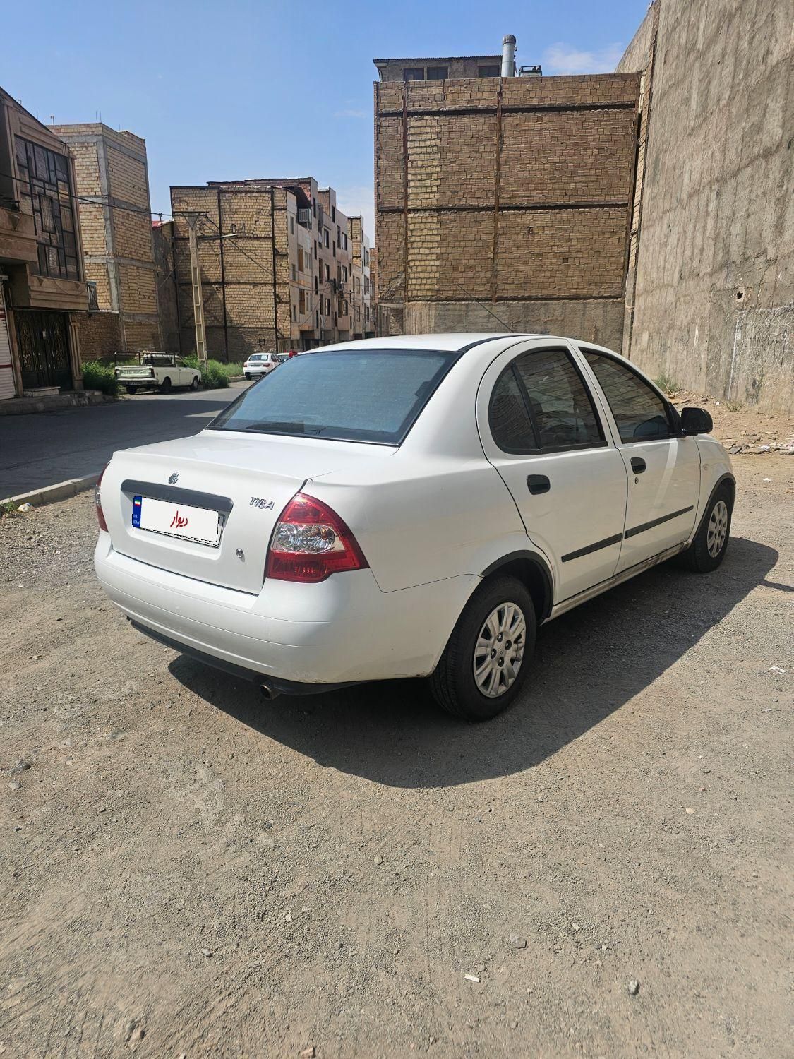 تیبا صندوق دار SX - 1400
