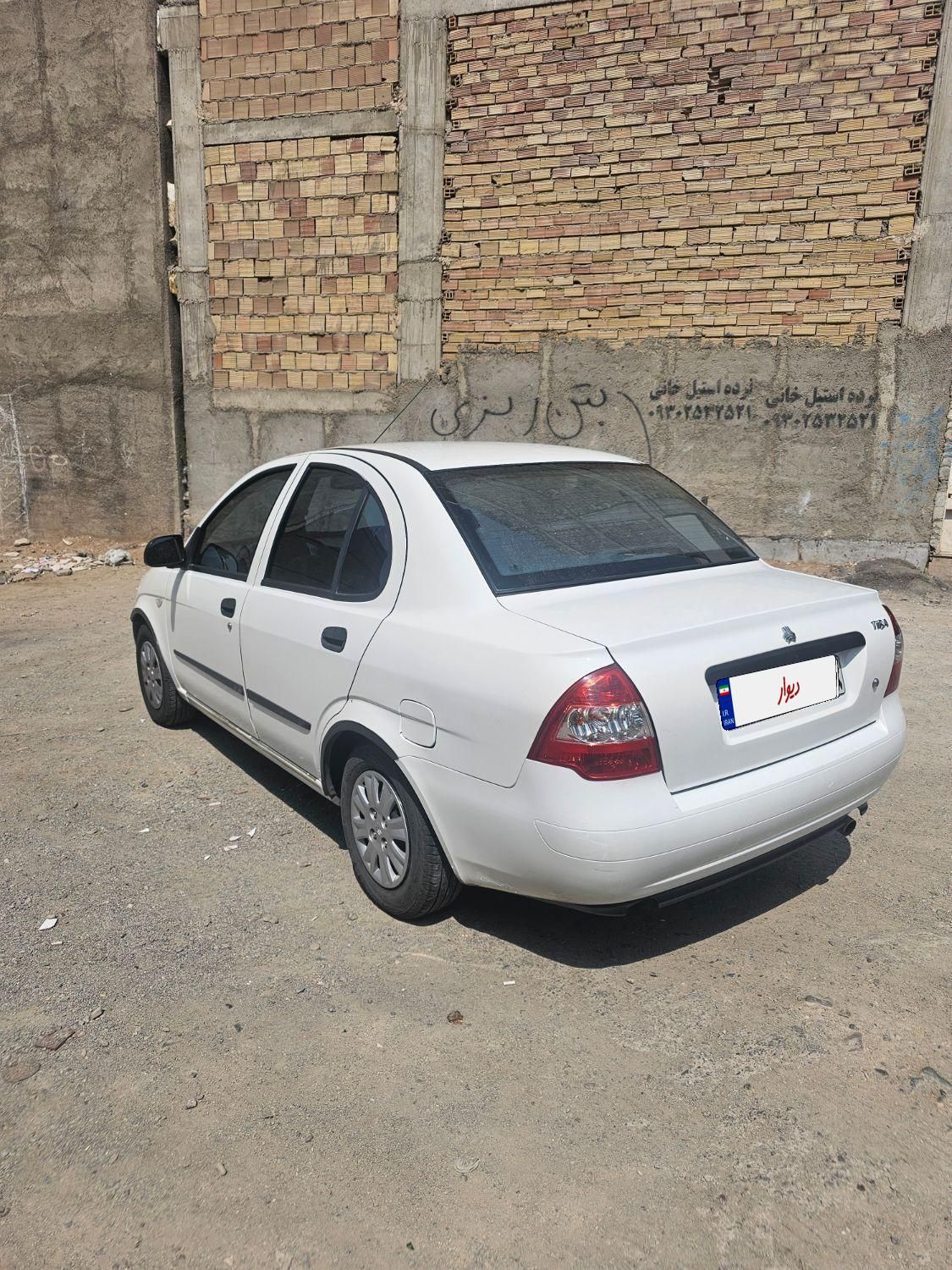 تیبا صندوق دار SX - 1400