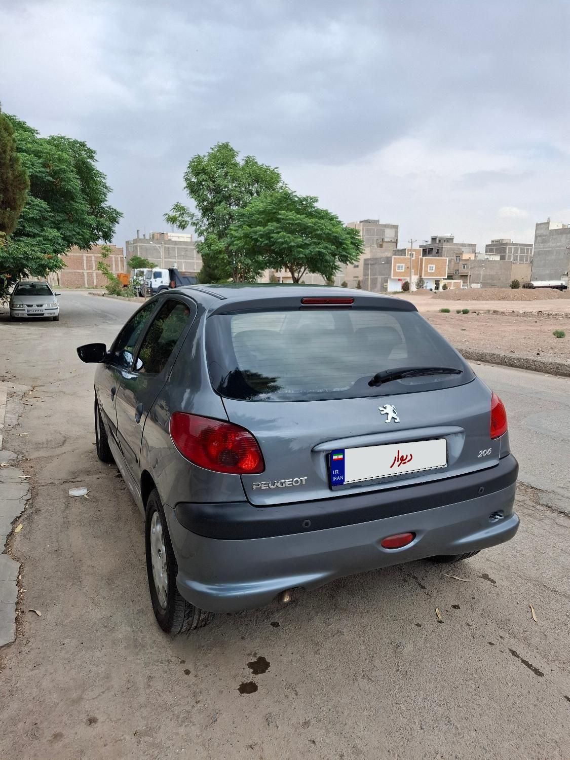 پژو 206 تیپ 5 - 1396