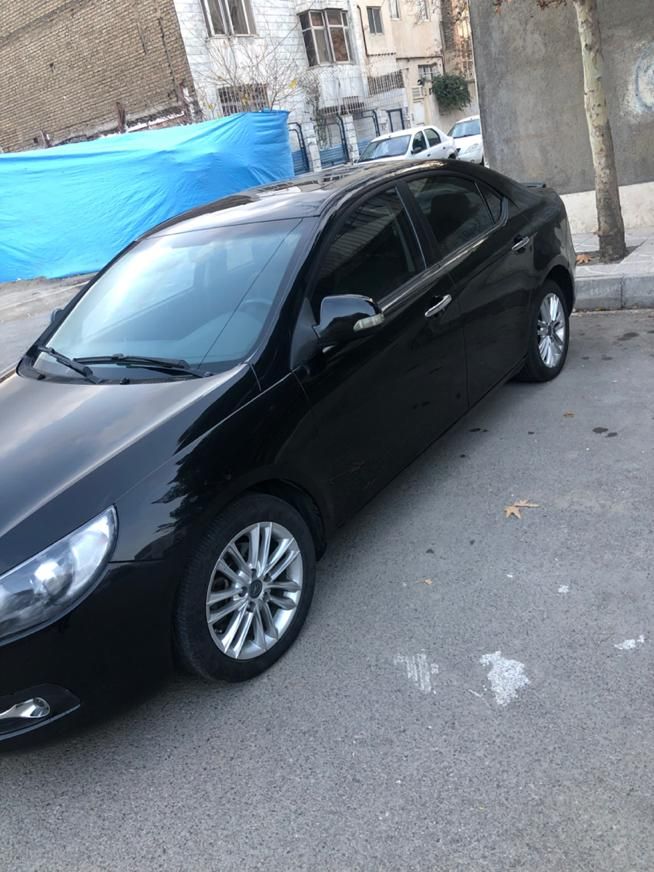 جک J5 اتوماتیک - 2014