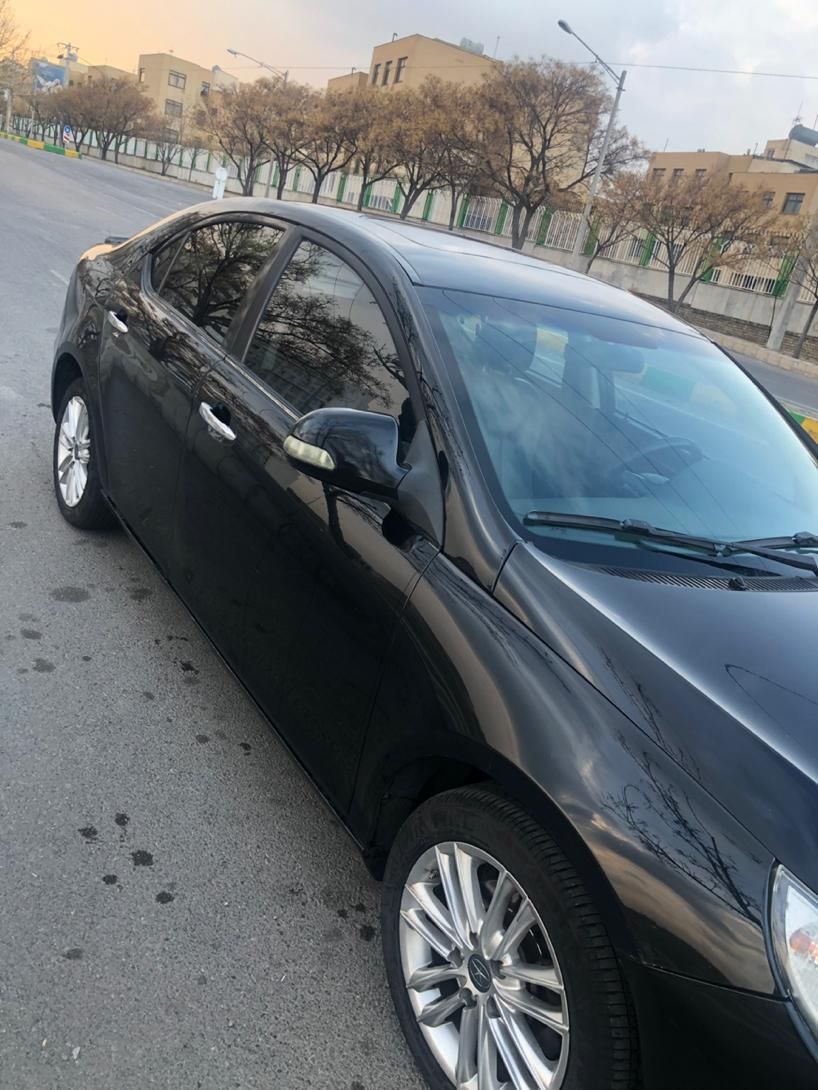 جک J5 اتوماتیک - 2014