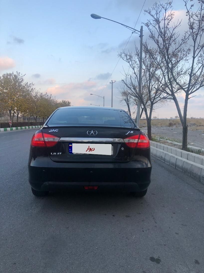 جک J5 اتوماتیک - 2014