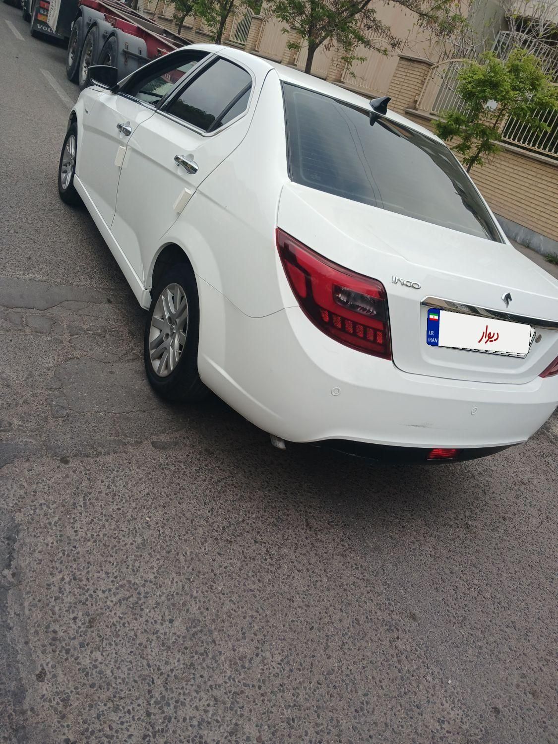 دنا پلاس تیپ ۲ سانروف ۴ ایربگ - 1399