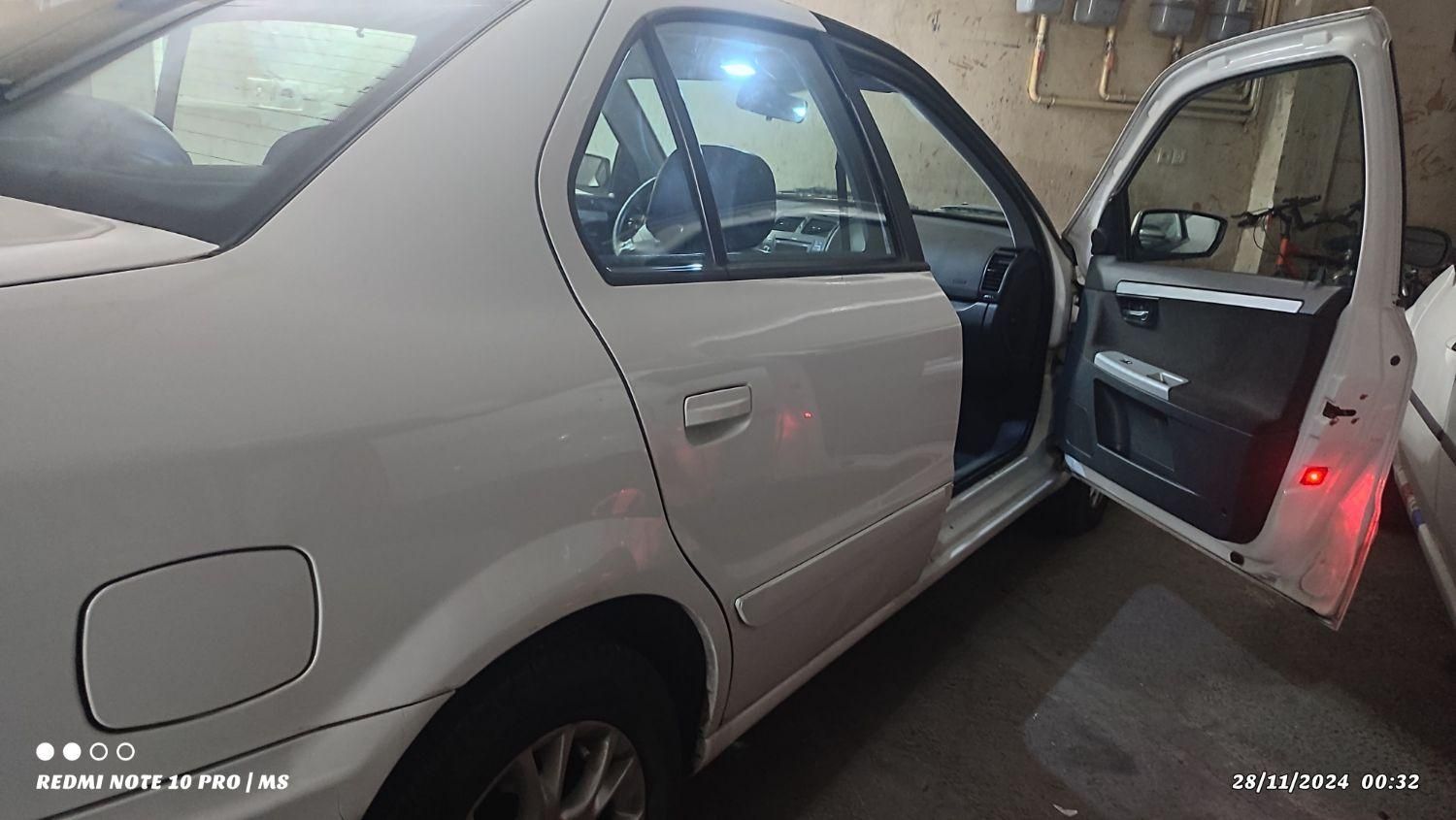 سمند LX EF7 - 1395