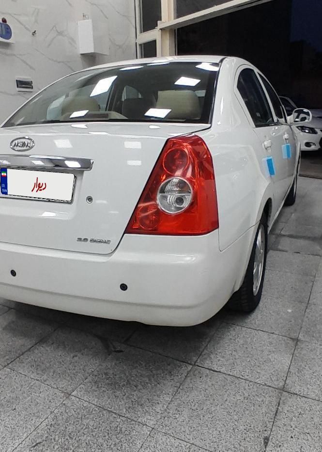 ام وی ام 530 دنده ای - 2014