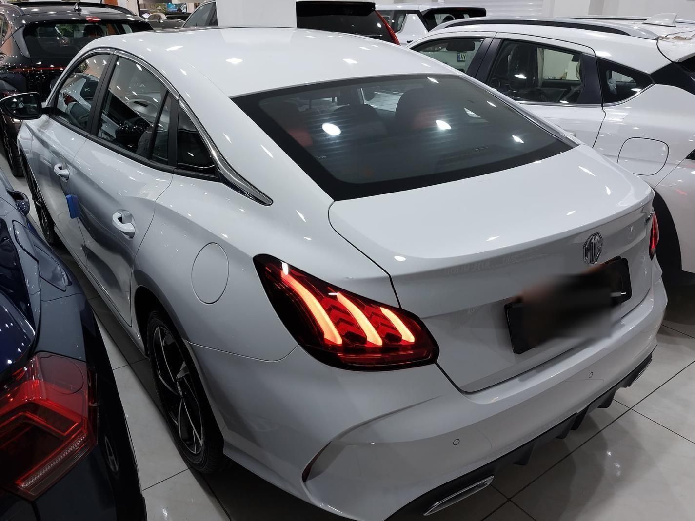 ام جی GT اتوماتیک - 2024