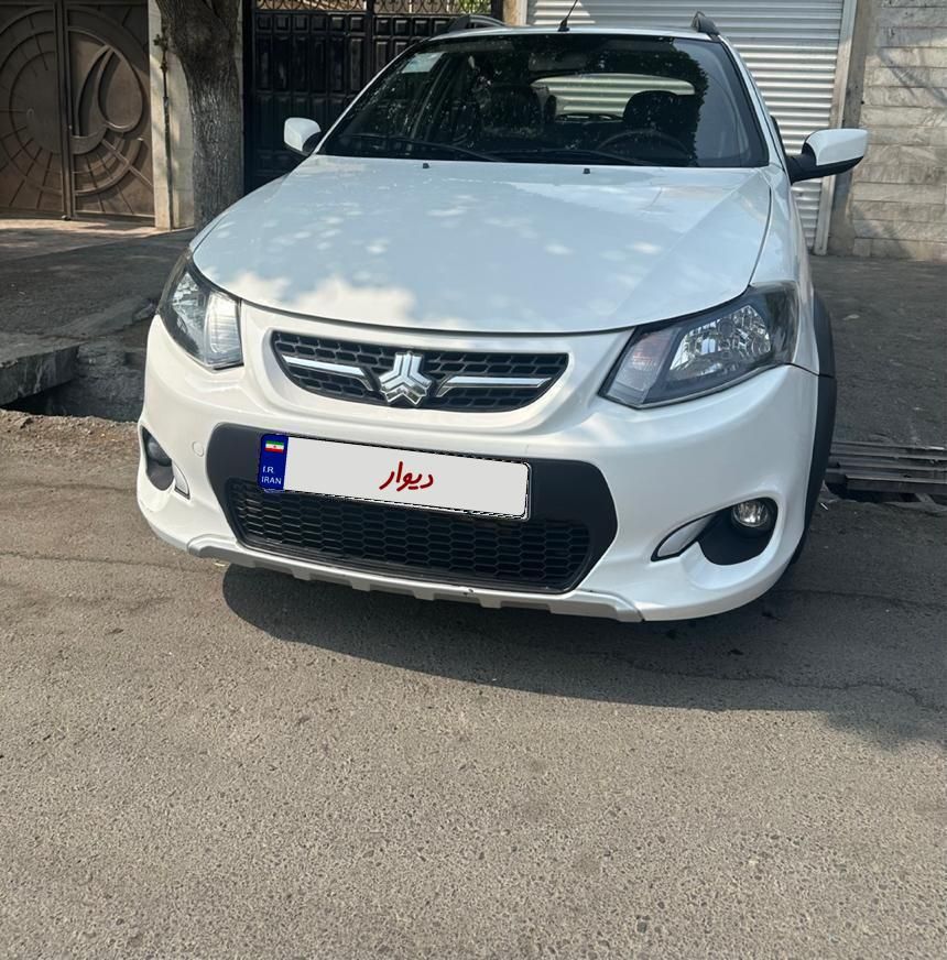 خودرو کوییک، معمولی آگهی ann_18631825