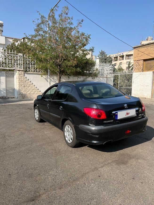 خودرو پژو، ۲۰۶ صندوق دار آگهی ann_18631835